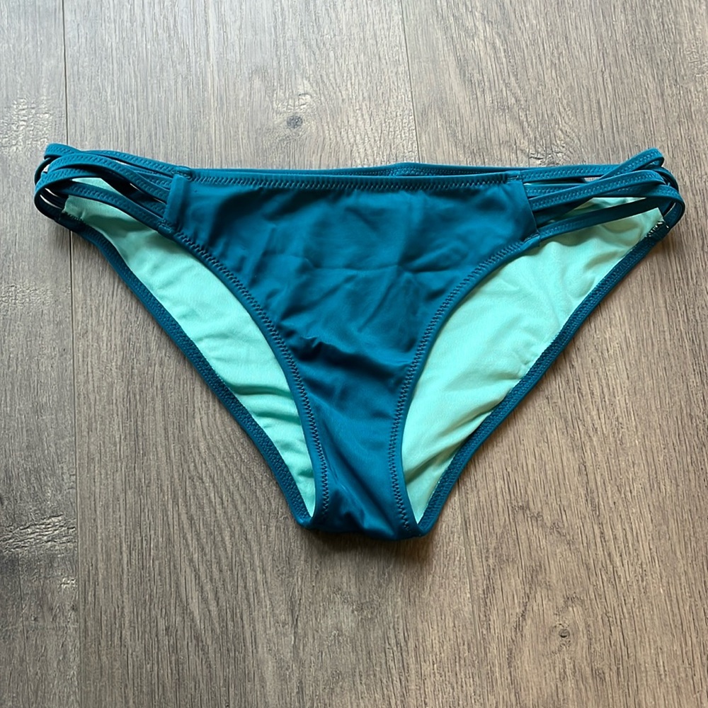Women’s bikini bottom